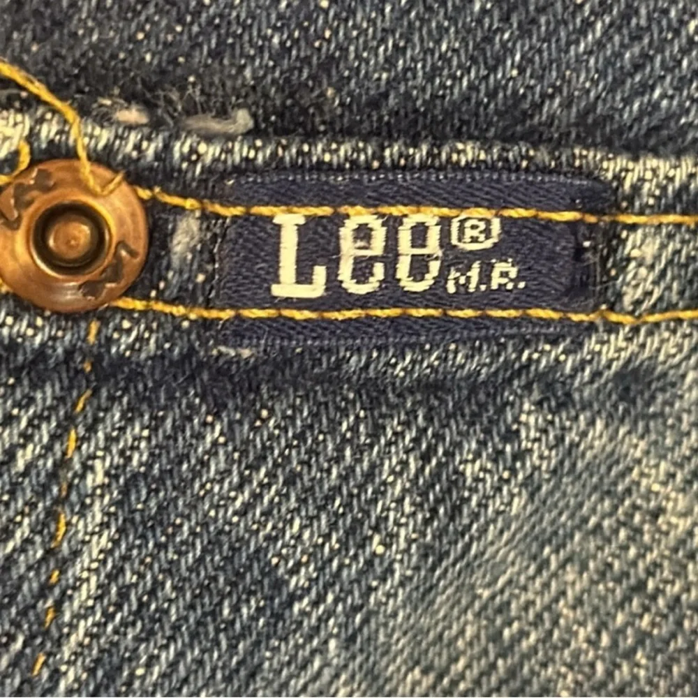 Vintage 90s Lee Straight Leg Jeans 100% Cotton Dark Blue Patch 1889 Button 31x33 - Picture 6 of 14